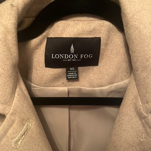 London Fog Beige/Oatmeal Winter Coat. Size XS. - Picture 3 of 9